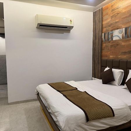 Hotel Kabir Ahmedabad Ngoại thất bức ảnh