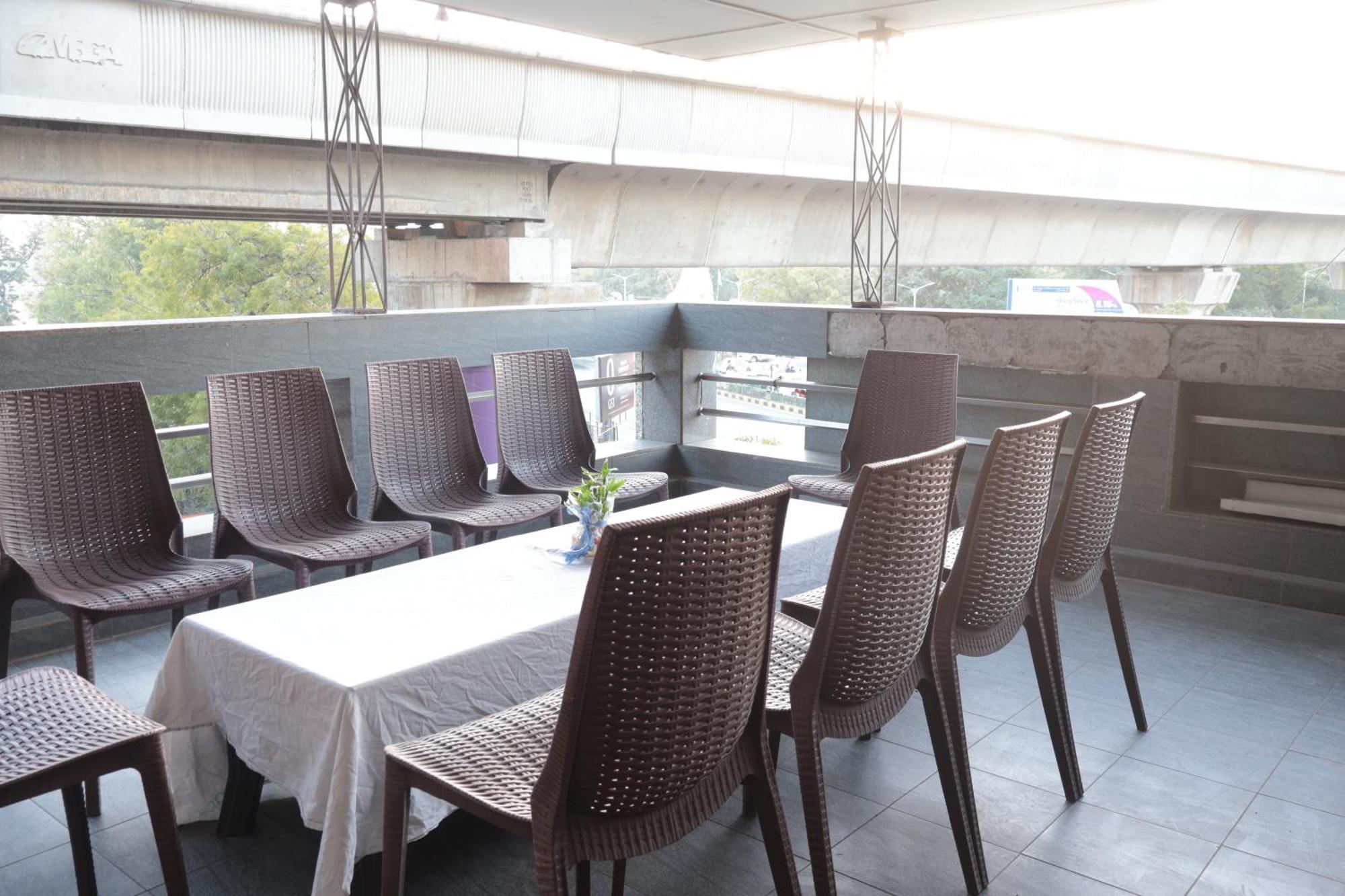 Hotel Kabir Ahmedabad Ngoại thất bức ảnh