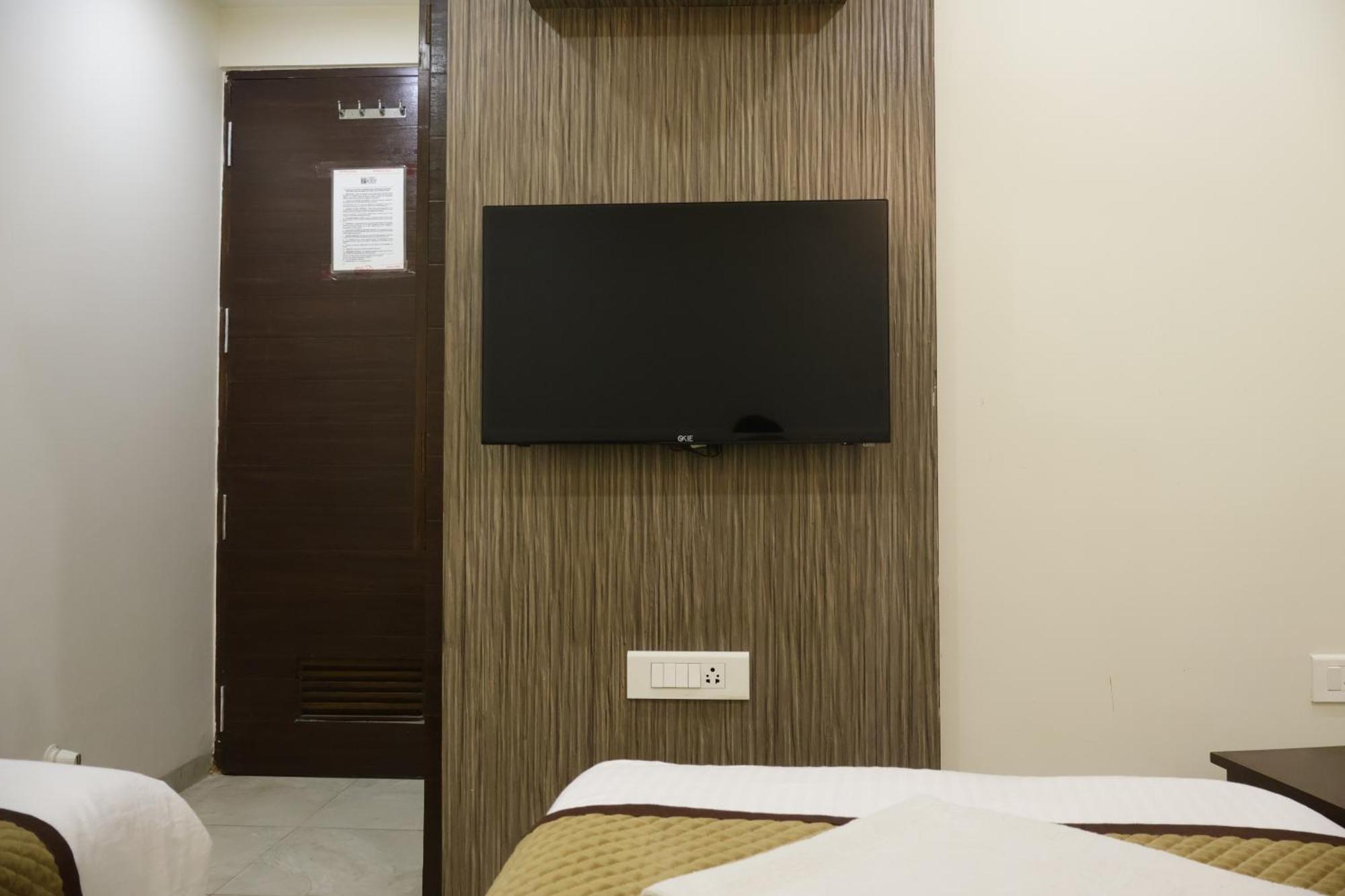 Hotel Kabir Ahmedabad Ngoại thất bức ảnh