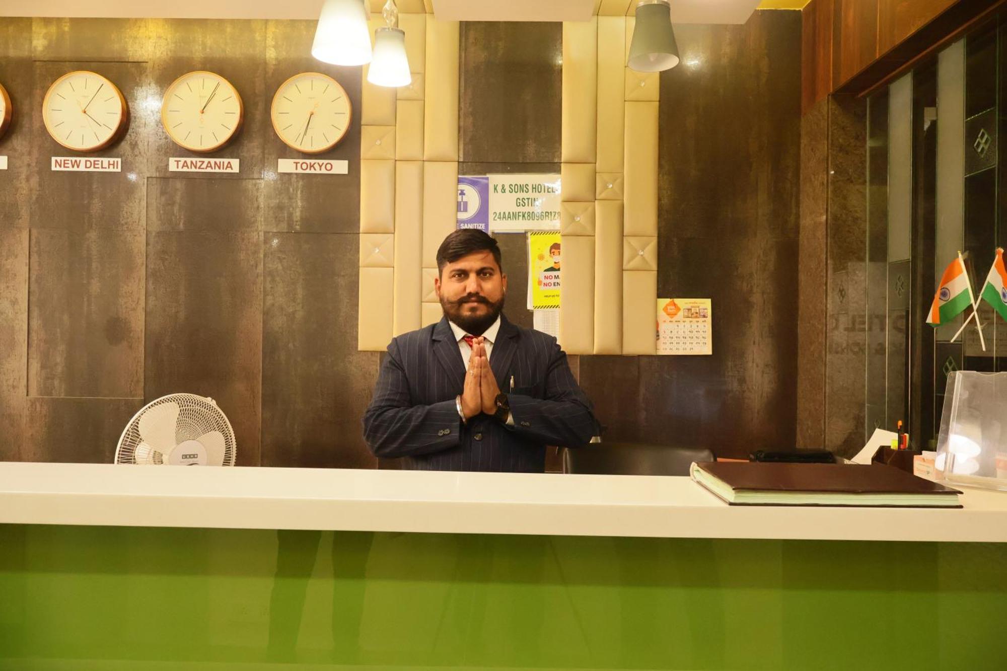 Hotel Kabir Ahmedabad Ngoại thất bức ảnh